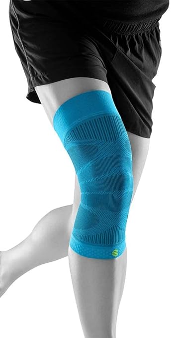 Bauerfeind Sports Compression Knee Sleeve - Lightweight Design with Gripping Zones for Knee Pain Relief & Performance, Rivera, Size M
