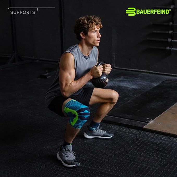 Bauerfeind Sports Knee Support - Knee Brace for Pain Relief and Stabilization - Patellar Knee Pad for Enhanced Support - Targeted Compression - Lightweight & Durable