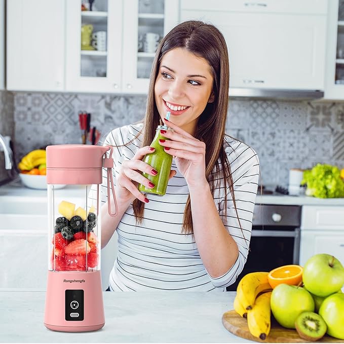 Portable Blender, Mini Personal Blender Bottles for shakes and smoothies，with USB Rechargeable Cordless On The Go Mixer Electric Blender Cup for Fruit Juice Protein mixes (Pink)