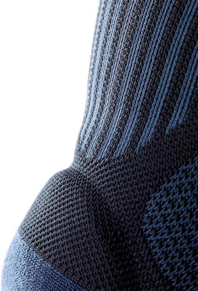 Bauerfeind Sports Knee Support - Knee Brace for Pain Relief and Stabilization - Patellar Knee Pad for Enhanced Support - Targeted Compression - Lightweight & Durable