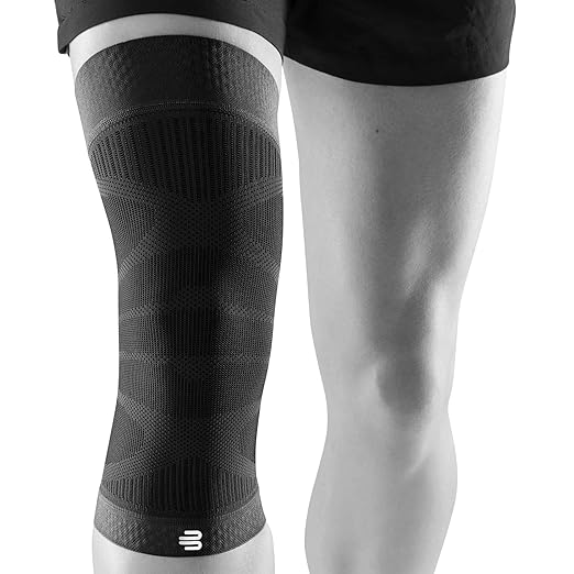Bauerfeind Sports Compression Knee Sleeve - Lightweight Design with Gripping Zones for Knee Pain Relief & Performance, Black, Size S